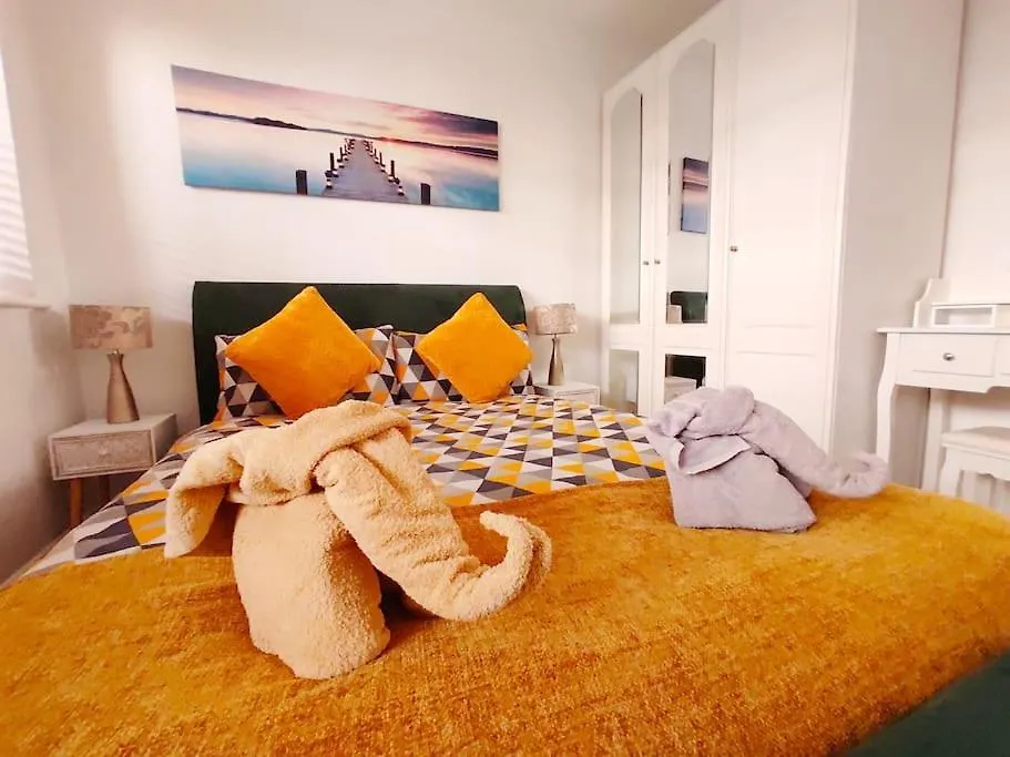 Fox Hill View Apartment Poole